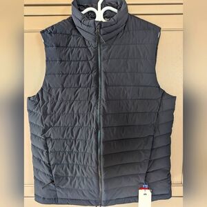 Wind River BNWT Large down alternative vest